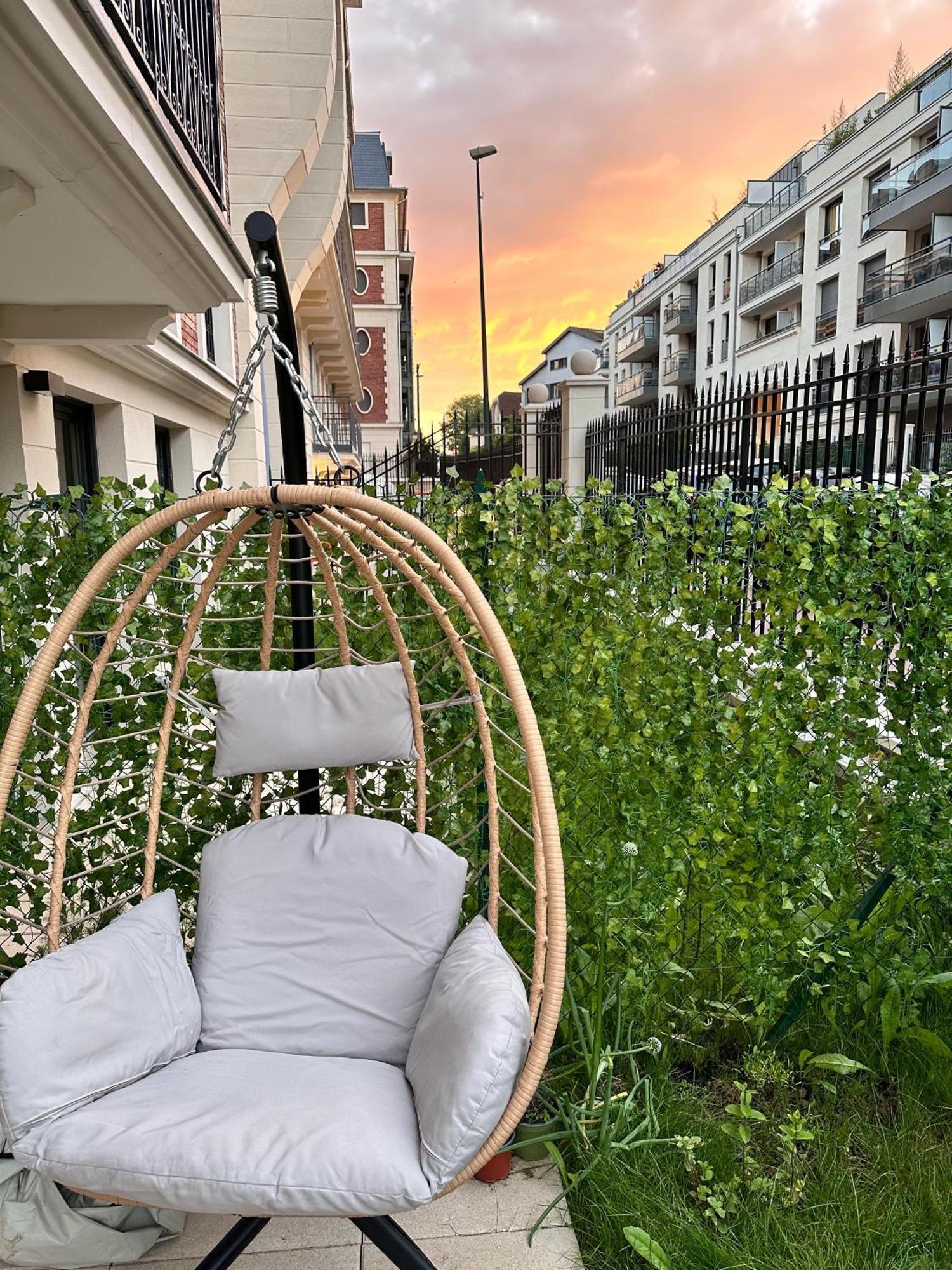Cosy Summer Stay In Boho Style Apartment - 8 Mins From Paris Center - Garden And Underground Parking Clamart ภายนอก รูปภาพ